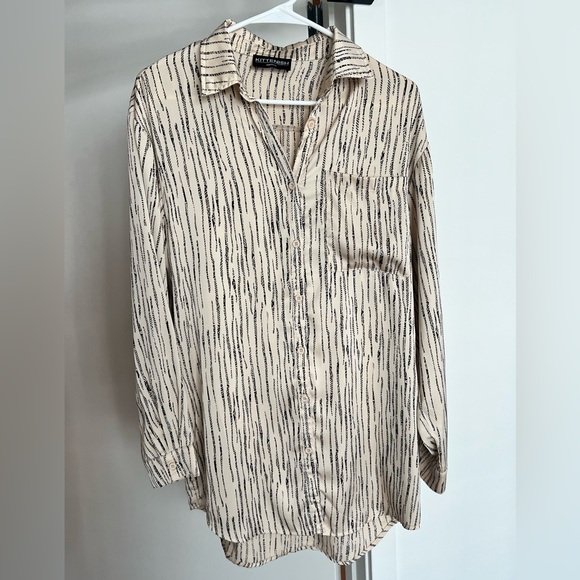Kittenish Tops - Kittenish Button-down shirt